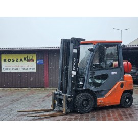 Wózek widłowy Toyota 02-8FGF25