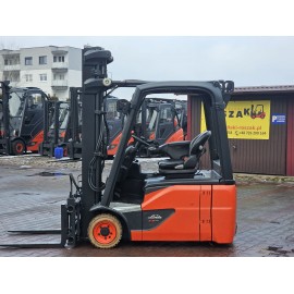 Wózek widłowy Linde E16-02